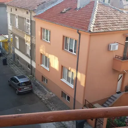 Trendafilovi פומורי